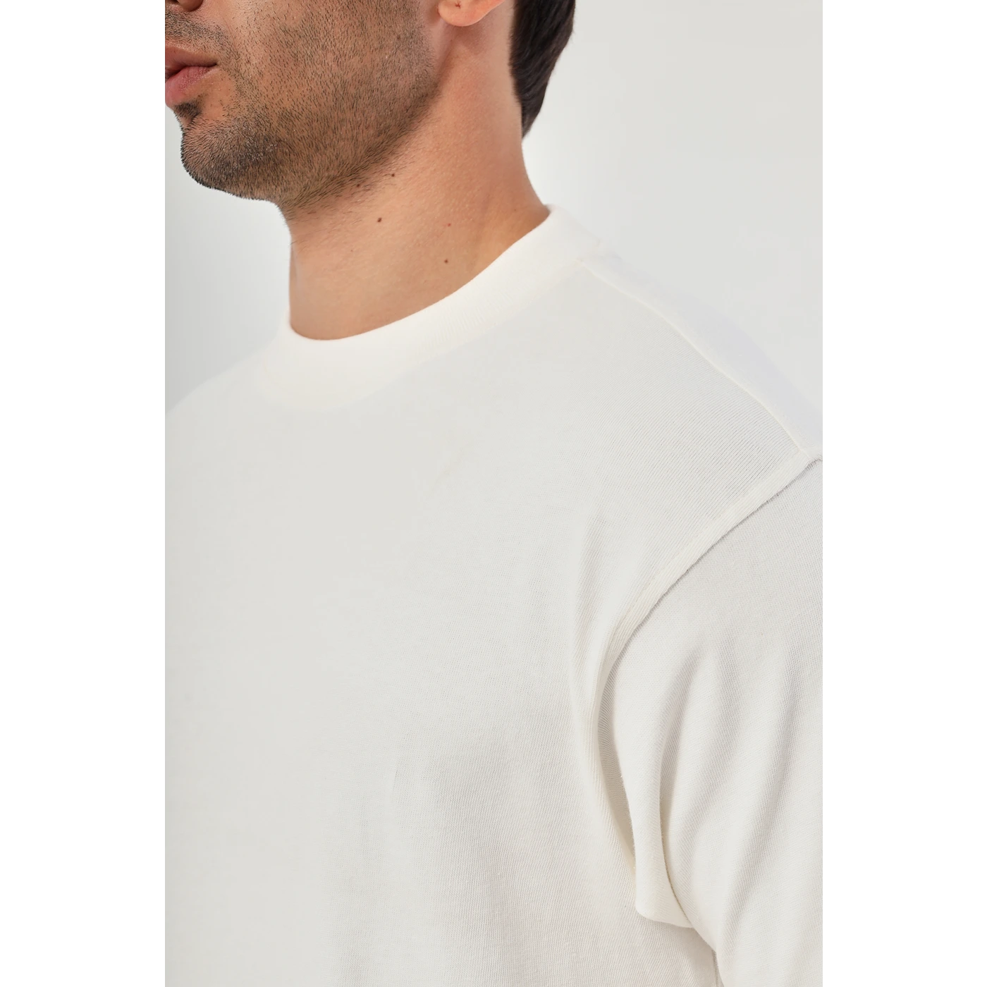 Off-White Washed Oversized Tshirt | Montivo Pakistan