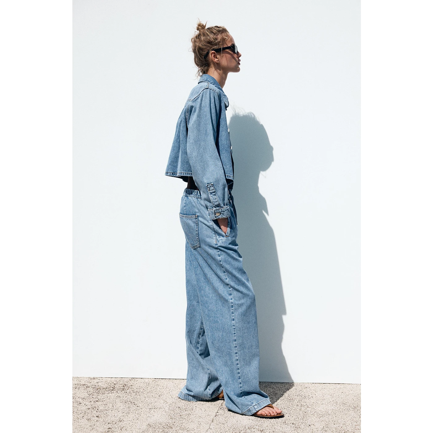 Mid Waist Wide Leg Trouser Jeans | Montivo Pakistan