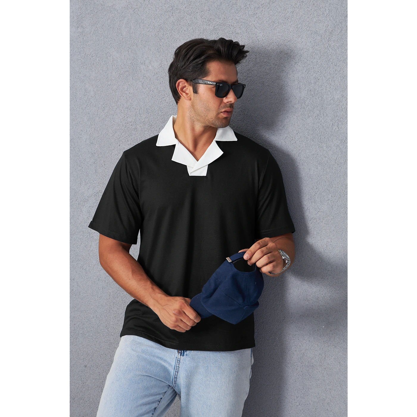 Black Contrast Collar Regular Fit Polo | Montivo Pakistan