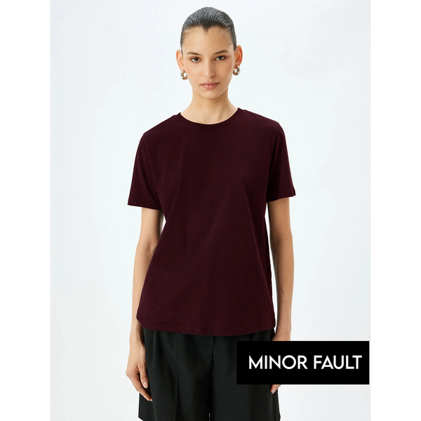 (Minor Fault) Gear Burgundy Relaxed Fit Tshirt | Montivo Pakistan