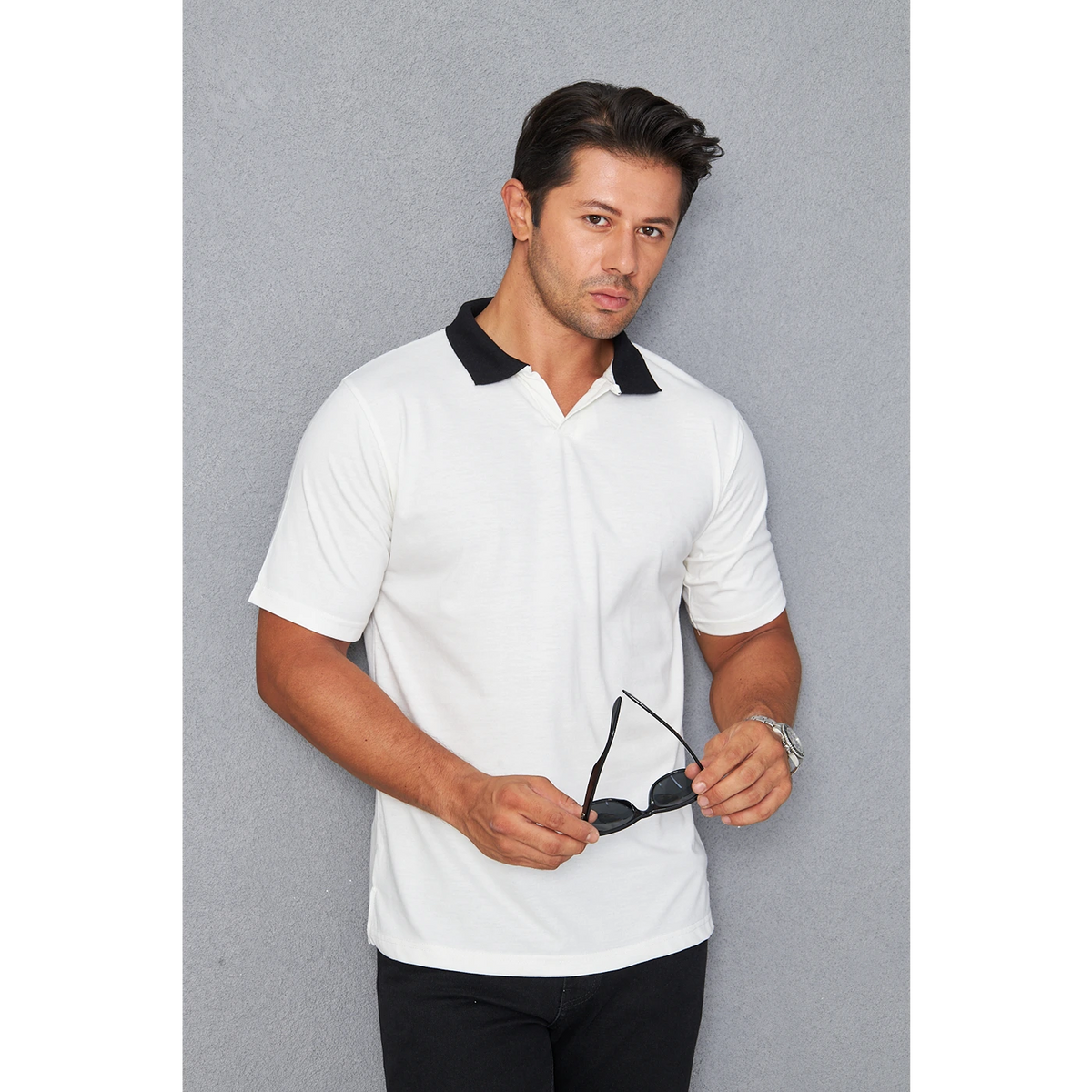 White V Neck Contrast Collar Polo | Montivo Pakistan