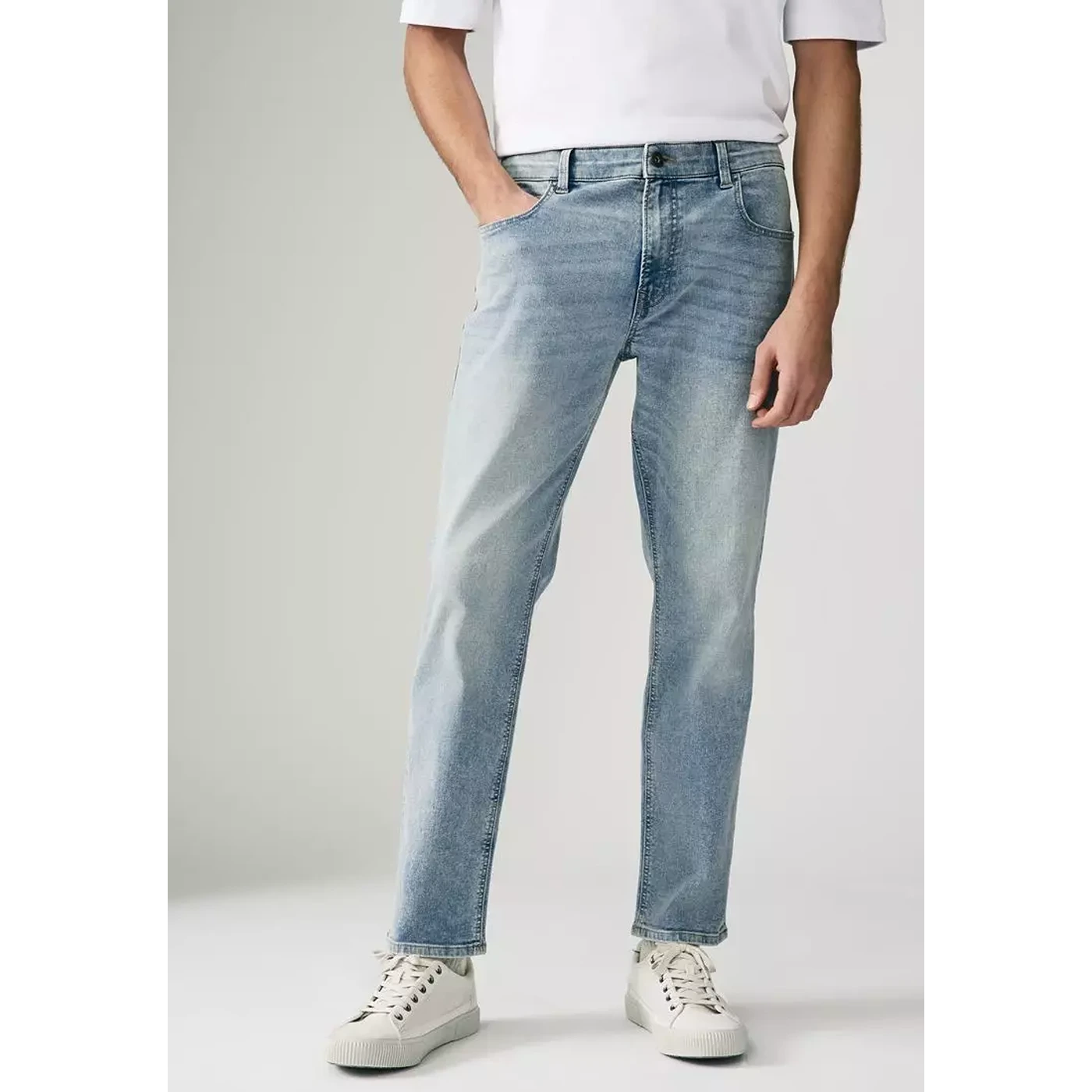 Light Blue Regular Relaxed Fit Jeans | Montivo Pakistan