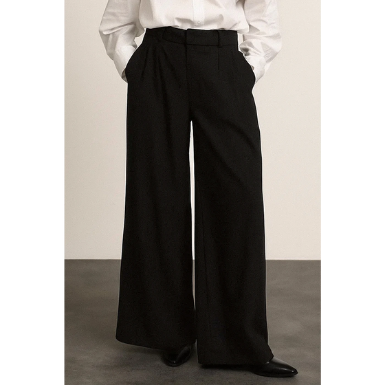 Black Wide Leg Pleated Pants | Montivo Pakistan