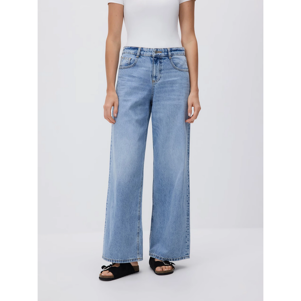 Light Blue Long Wide Leg Jeans | Montivo Pakistan