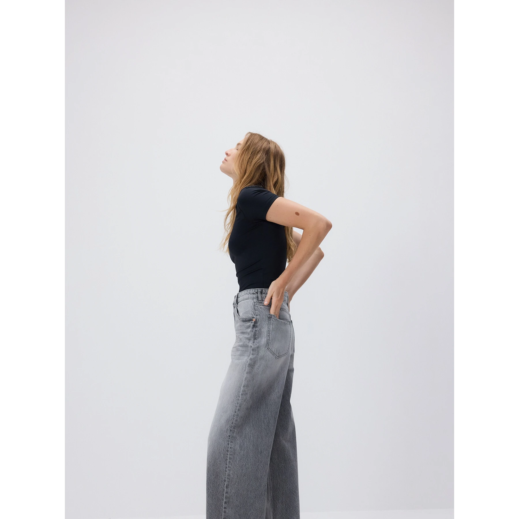 Grey Wide Leg Baggy Jeans | Montivo Pakistan