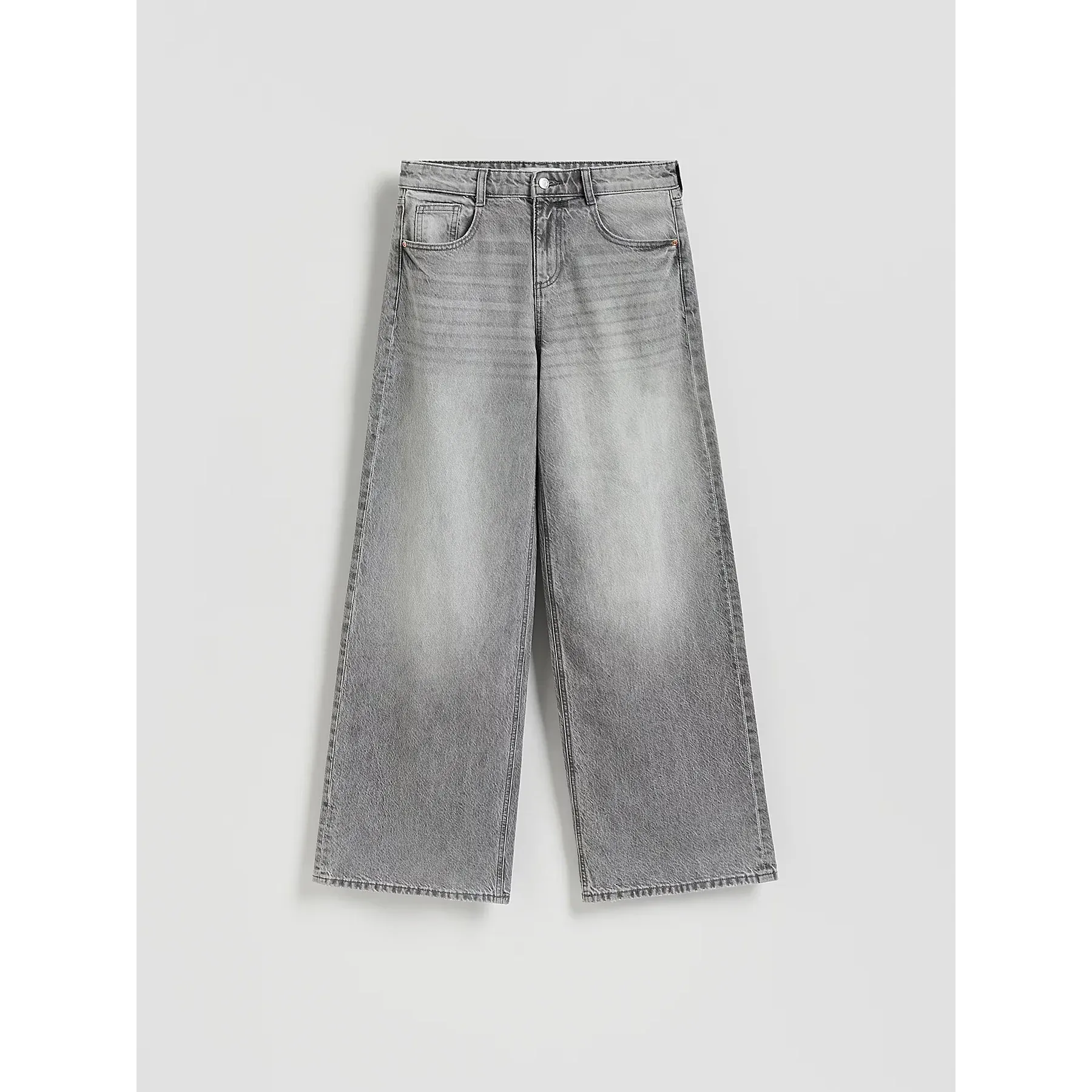 Grey Wide Leg Baggy Jeans | Montivo Pakistan