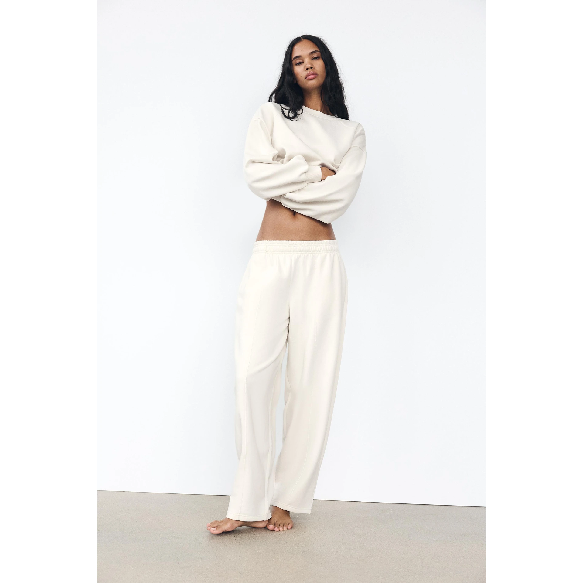 Off-White Puff Sleeves Oversized Sweatshirt | Montivo Pakistan