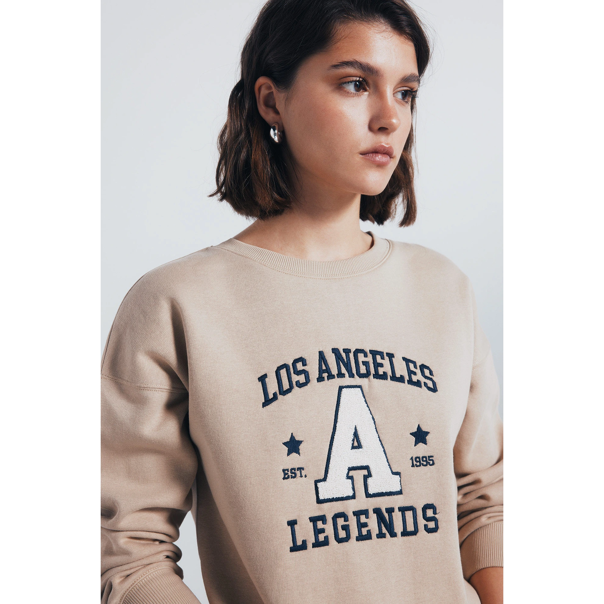 LA Beige Oversized Sweatshirt | Montivo Pakistan