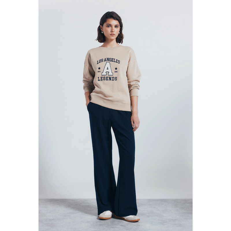 LA Beige Oversized Sweatshirt | Montivo Pakistan