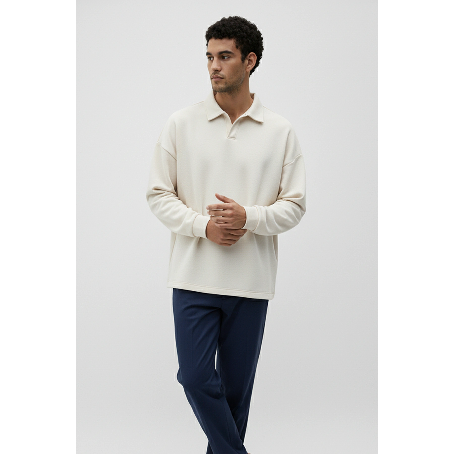 Cream Jhonny Collar Oversized Sweatshirt | Montivo Pakistan