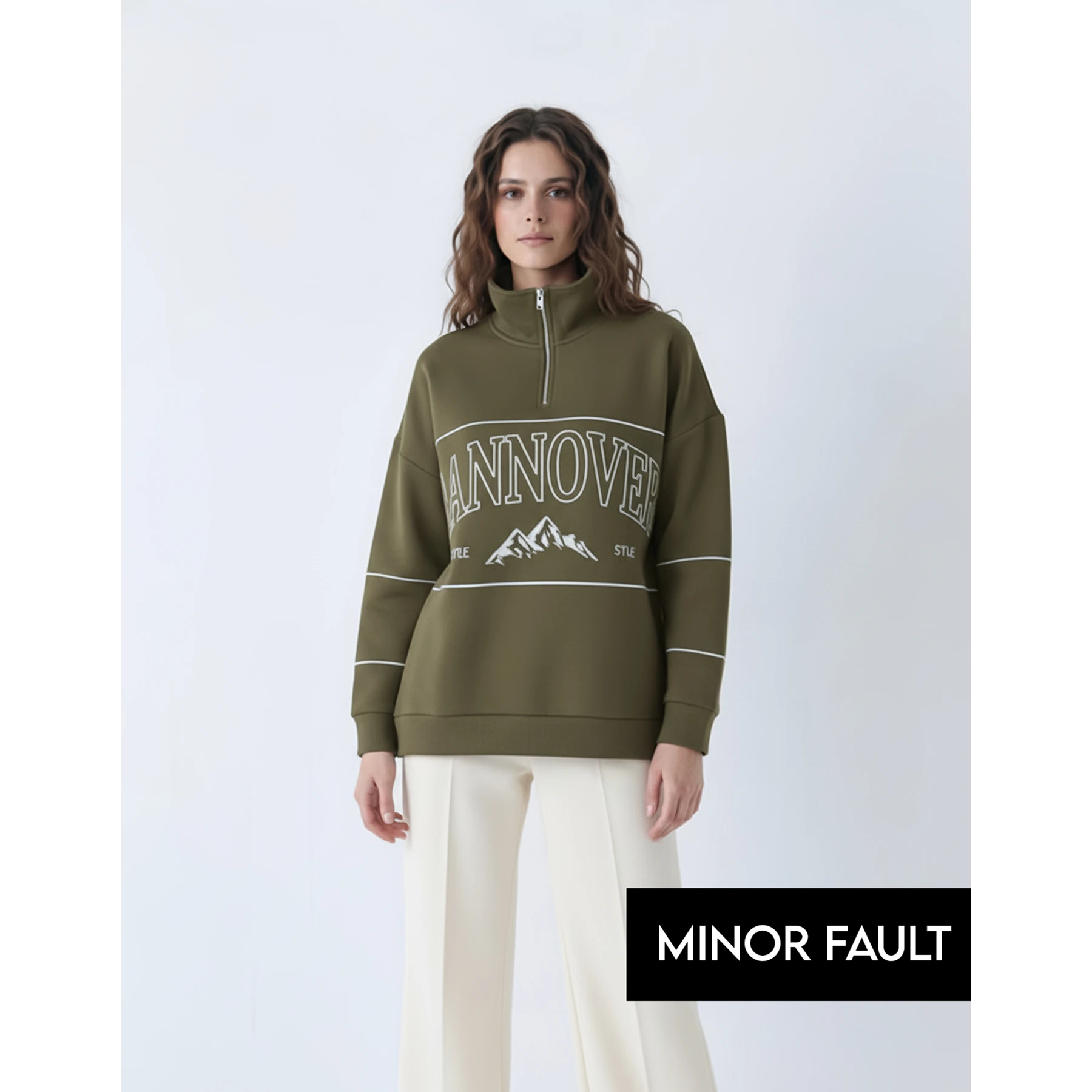 (Minor Fault) Green Hannover Quarter Zipper Sweatshirt | Montivo Pakistan