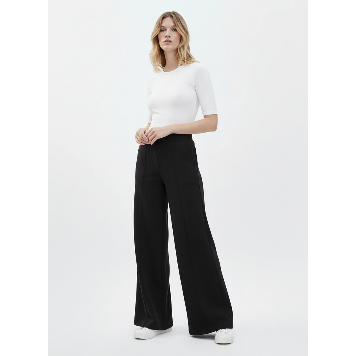 Black Front Seam Extra Wide Leg Trousers | Montivo Pakistan