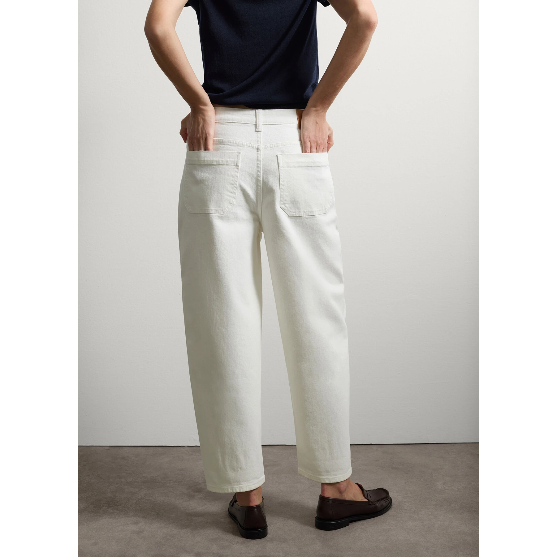 White Baggy Balloon Fit Jeans | Montivo Pakistan