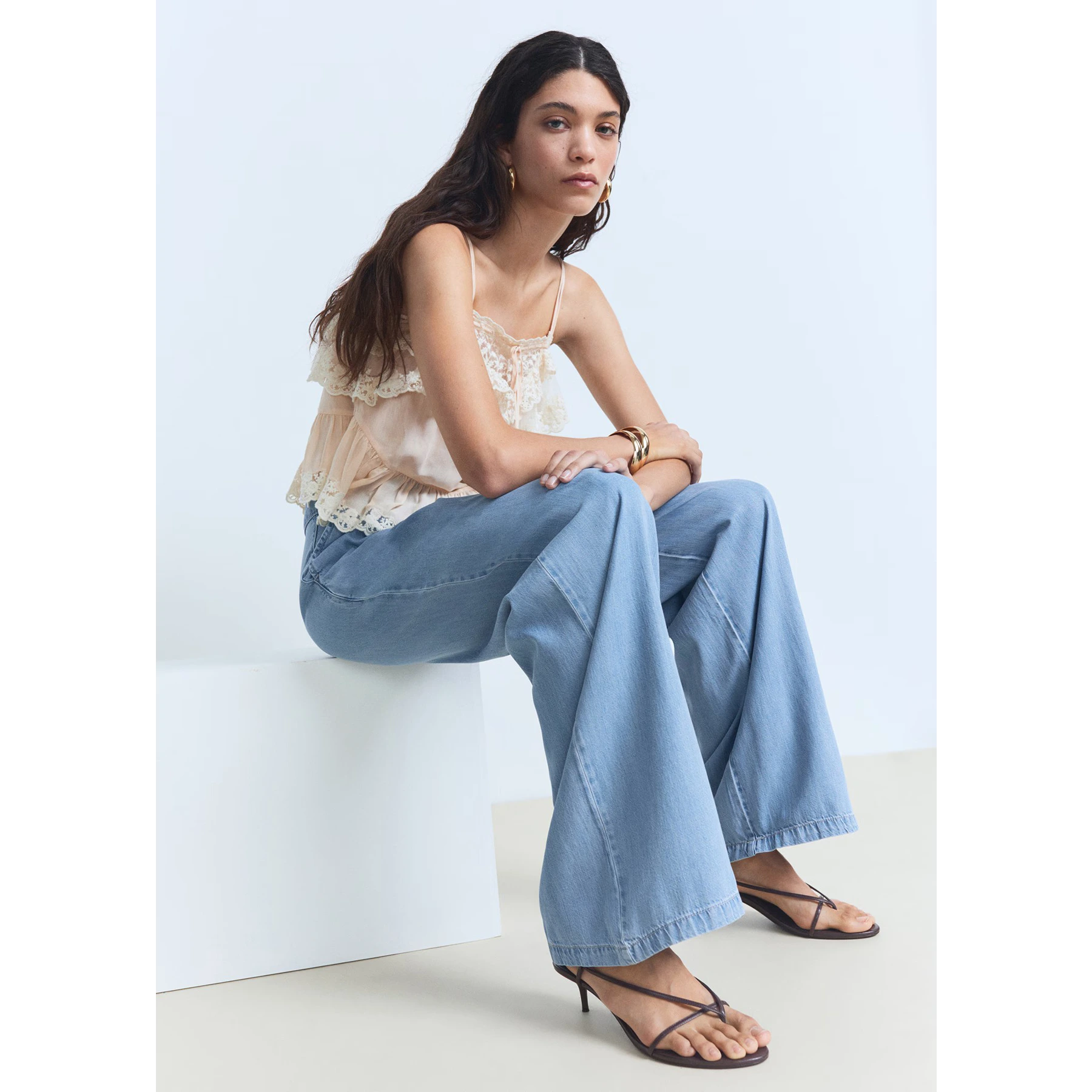 Light Blue Pleated Wide Leg Jeans | Montivo Pakistan