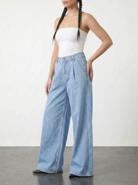 Light Blue Pleated Wide Leg Jeans | Montivo Pakistan