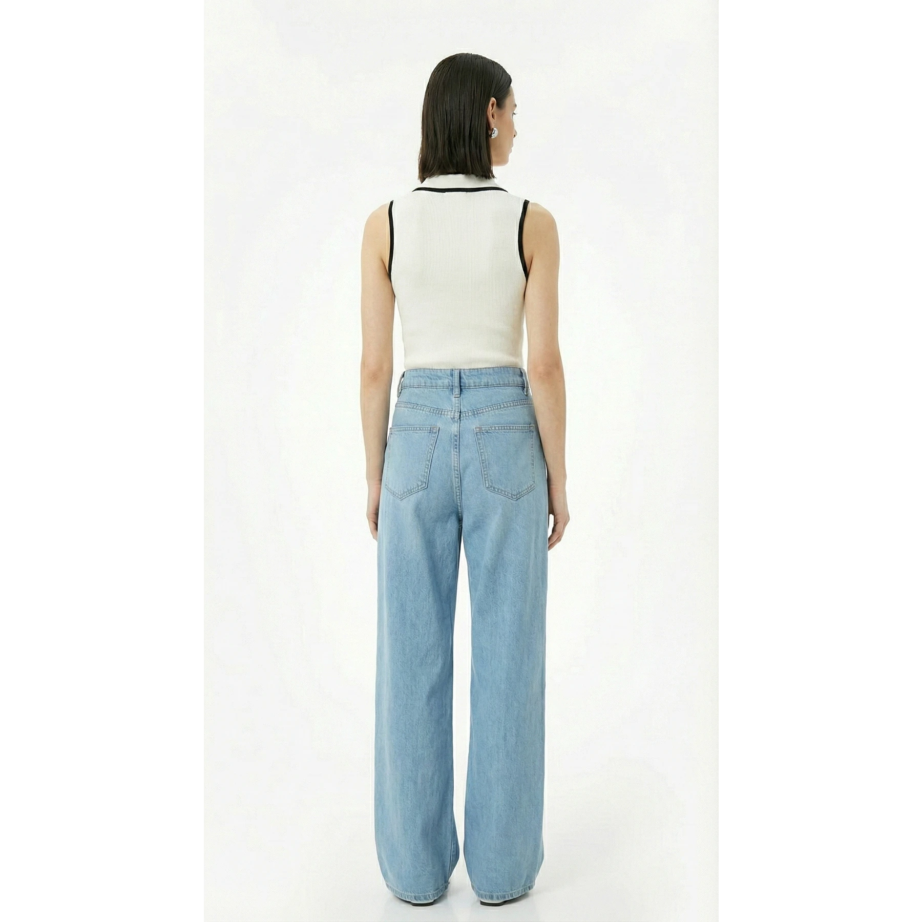 Light Blue Pleated Wide Leg Jeans | Montivo Pakistan