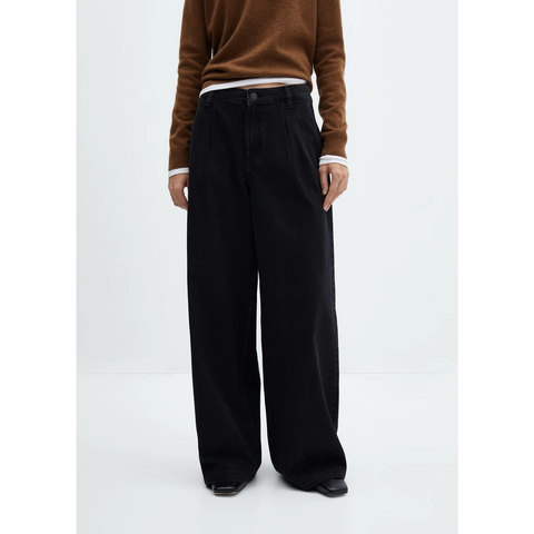 Black Pleated Wide Leg Jeans | Montivo Pakistan