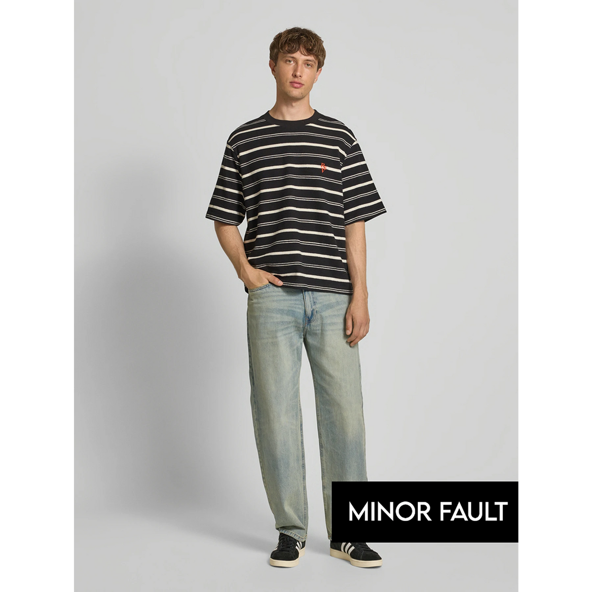 (Minor Fault) Vintage Blue Baggy Fit Jeans | Montivo Pakistan