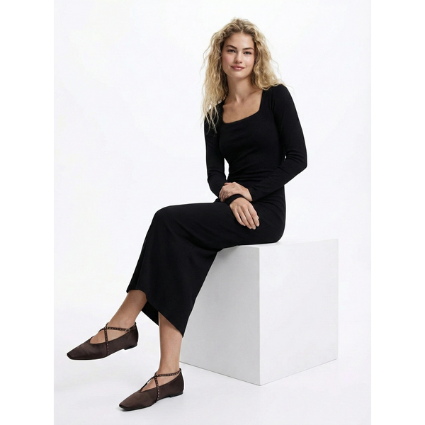 Black Square Neck Bodycon Dress | Montivo Pakistan