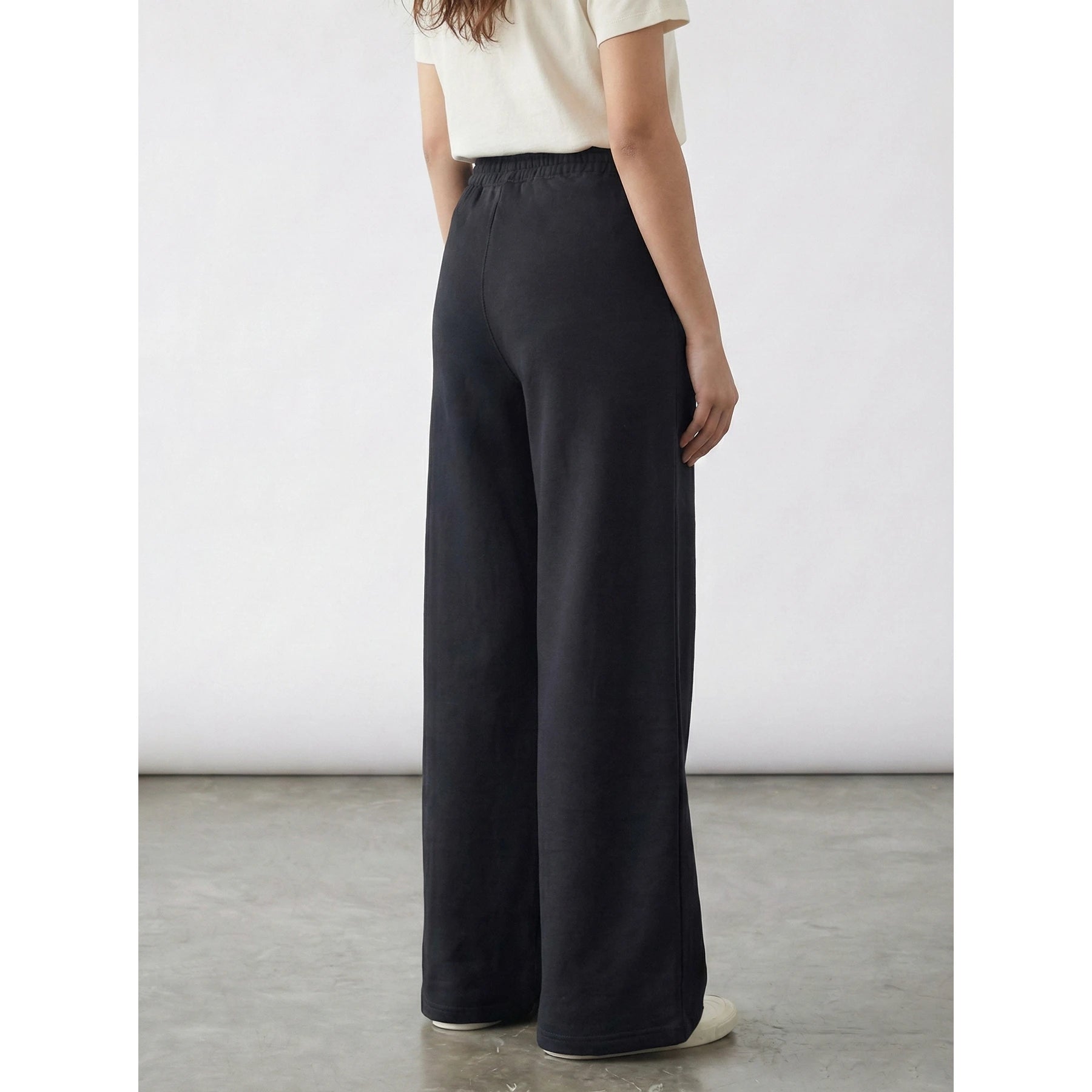Black Front Seam Wide Leg Trousers | Montivo Pakistan