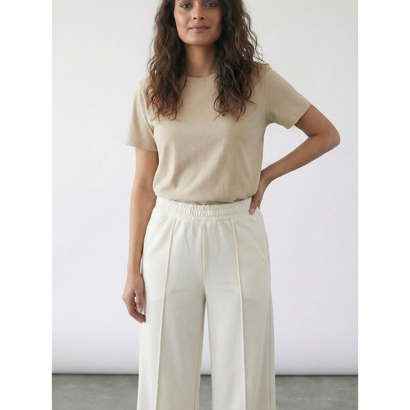 Off-White Front Seam Wide Leg Trousers | Montivo Pakistan