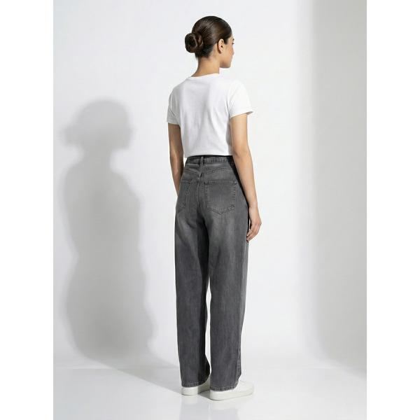 Double Pleated Loose Fit Jeans | Montivo Pakistan