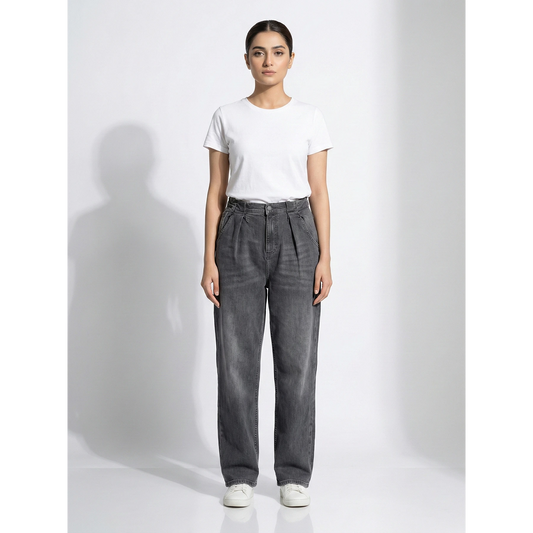 Double Pleated Loose Fit Jeans