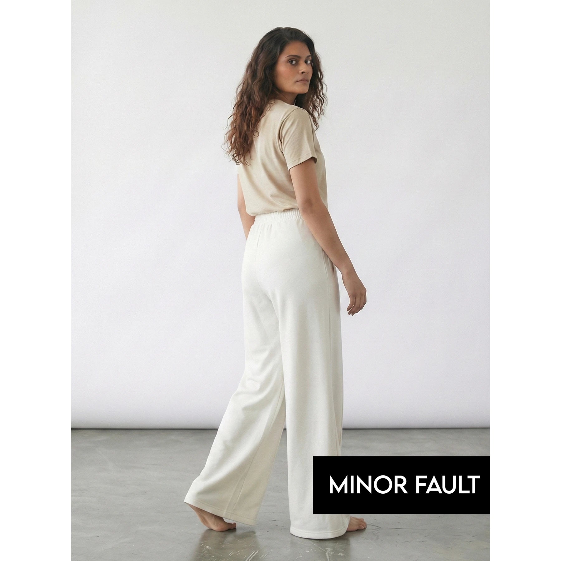 (Minor Fault) Off-White Front Seam Wide Leg Trousers | Montivo Pakistan