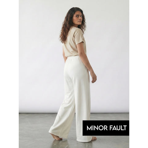(Minor Fault) Off-White Front Seam Wide Leg Trousers | Montivo Pakistan