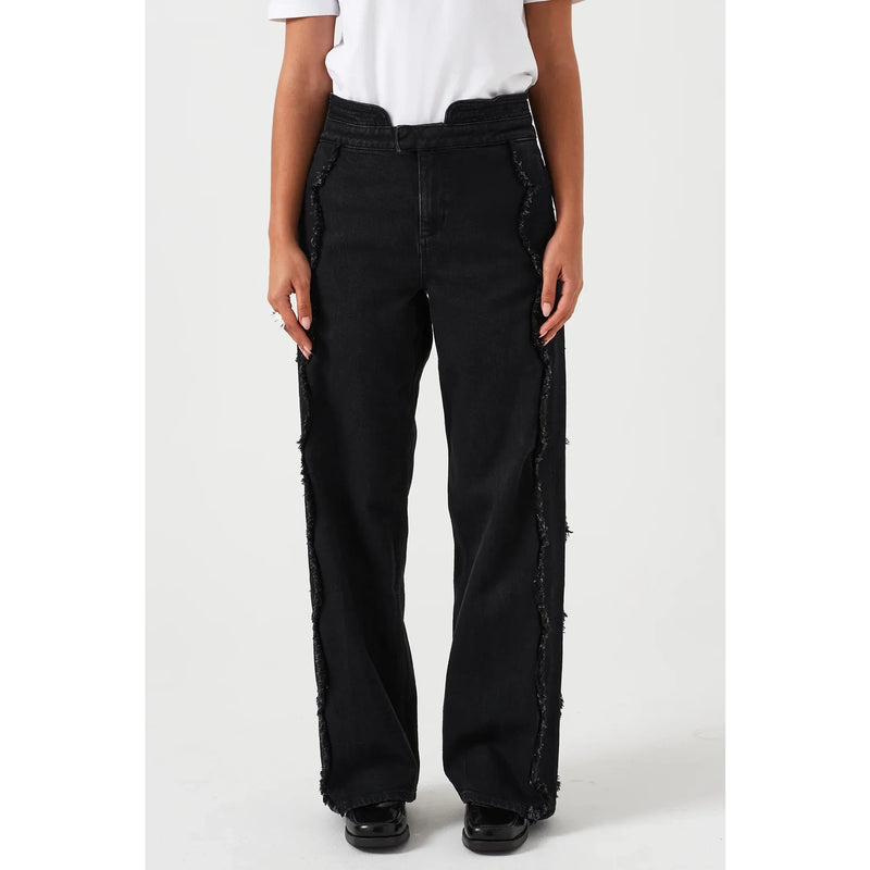 Black Scallop Wide Leg Jeans | Montivo Pakistan