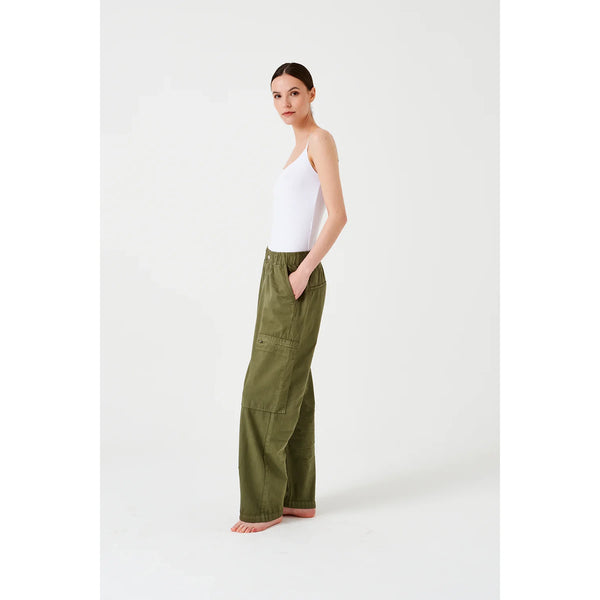 Olive Lightweight Cargo Pants | Montivo Pakistan