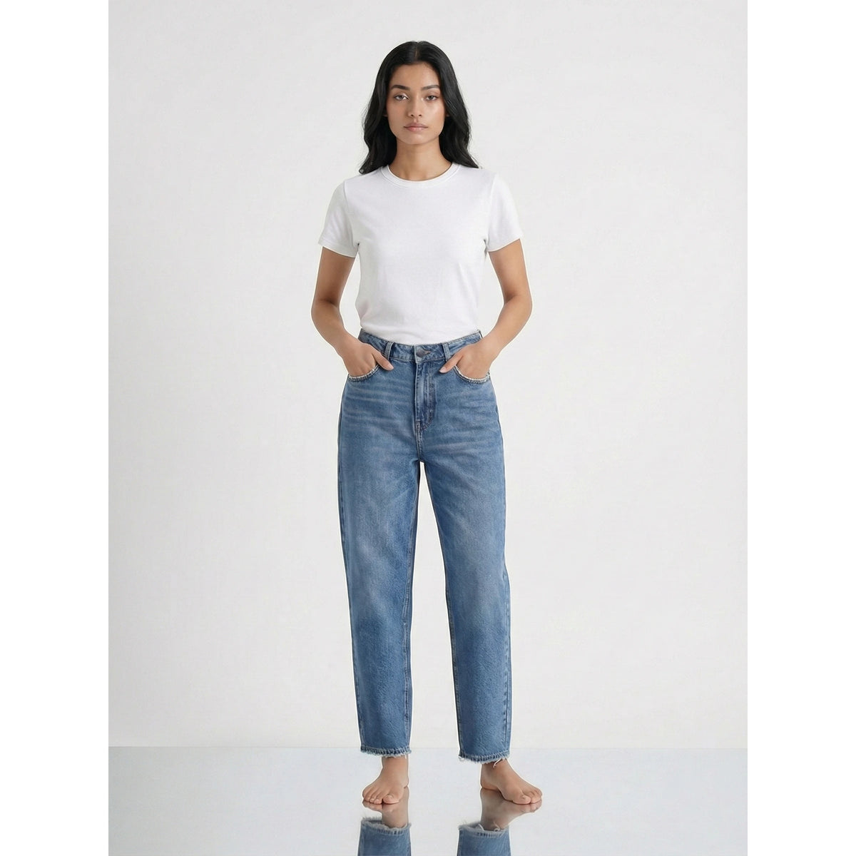 Mid Blue Mom Loose Jeans | Montivo Pakistan