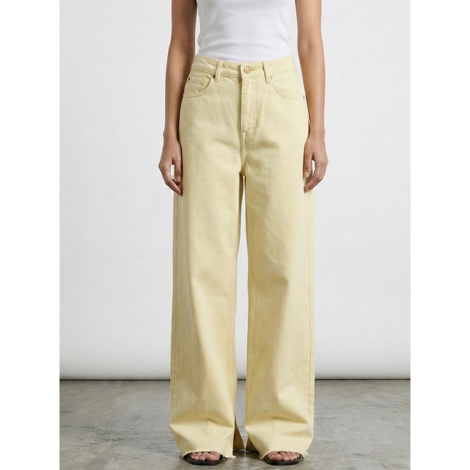 Yellow Frayed Hem Wide Leg Jeans | Montivo Pakistan