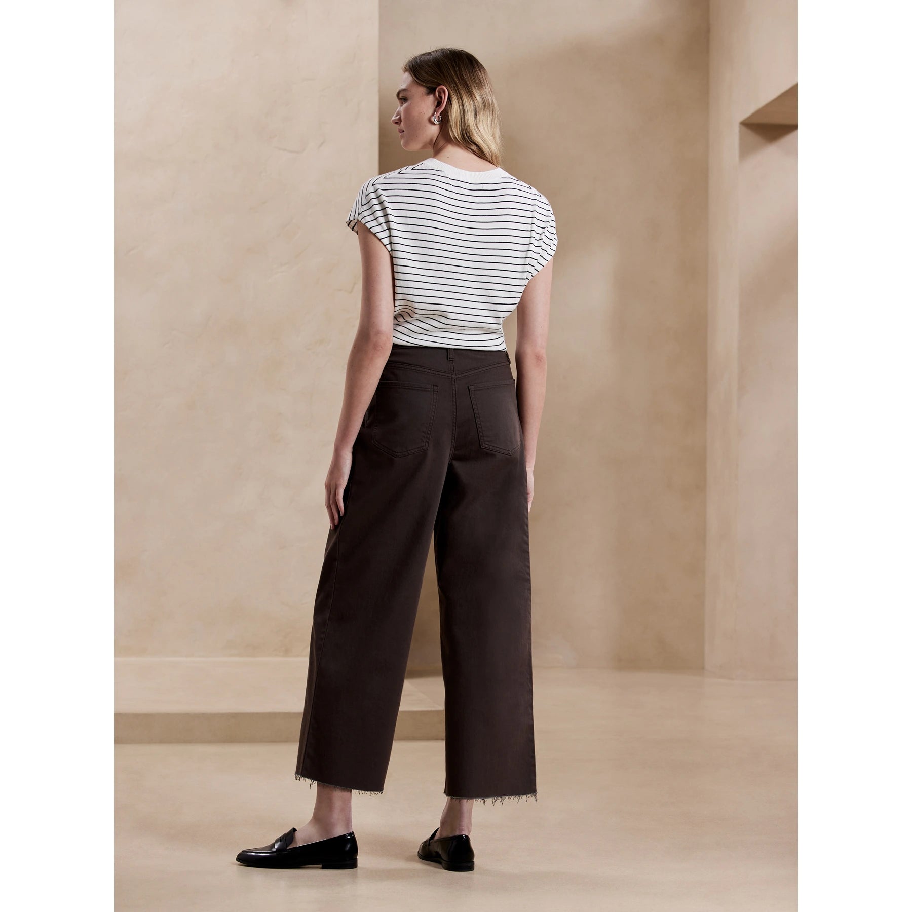 Truffle Wide Leg Pleated Jeans | Montivo Pakistan