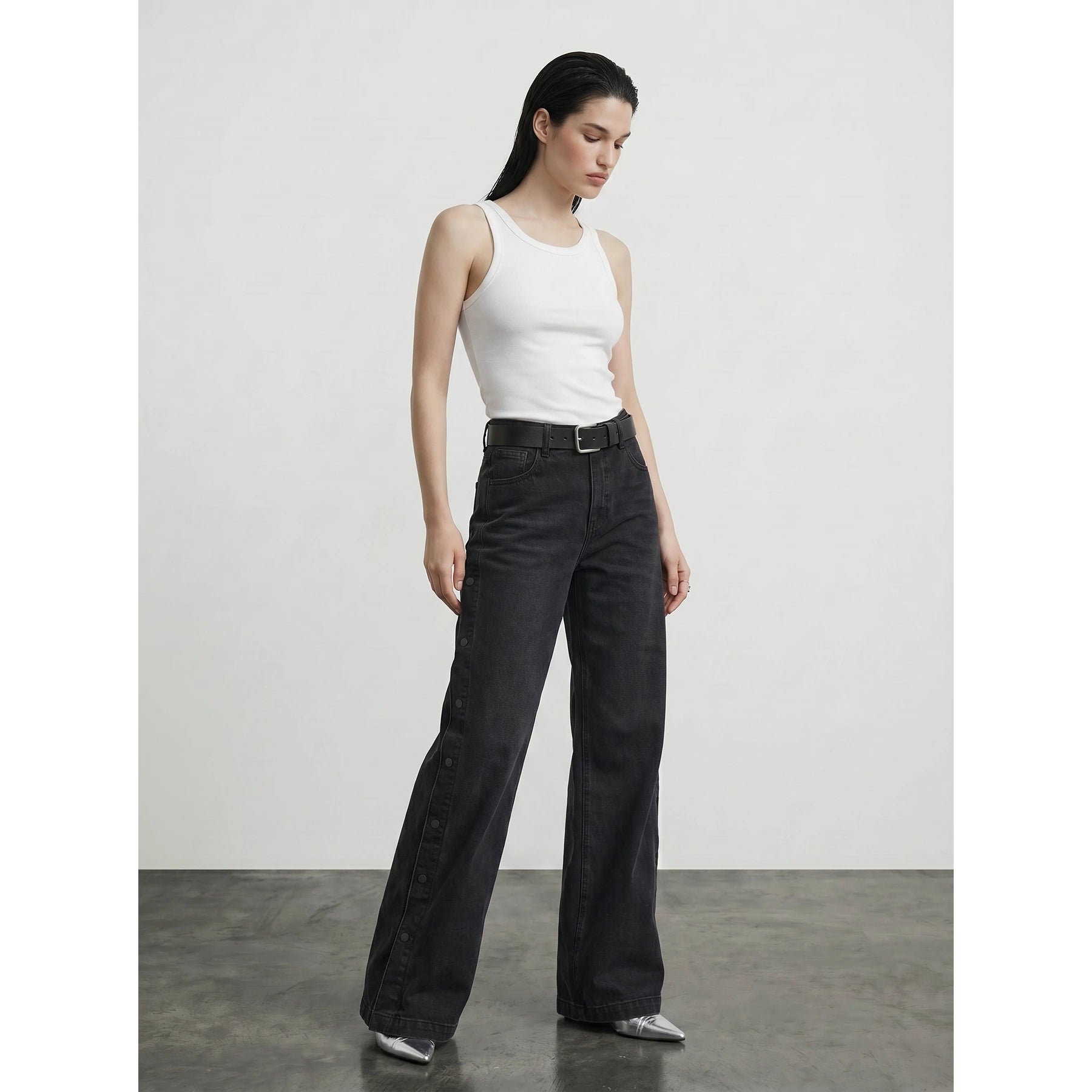 Black Washed Wide Leg Jeans | Montivo Pakistan
