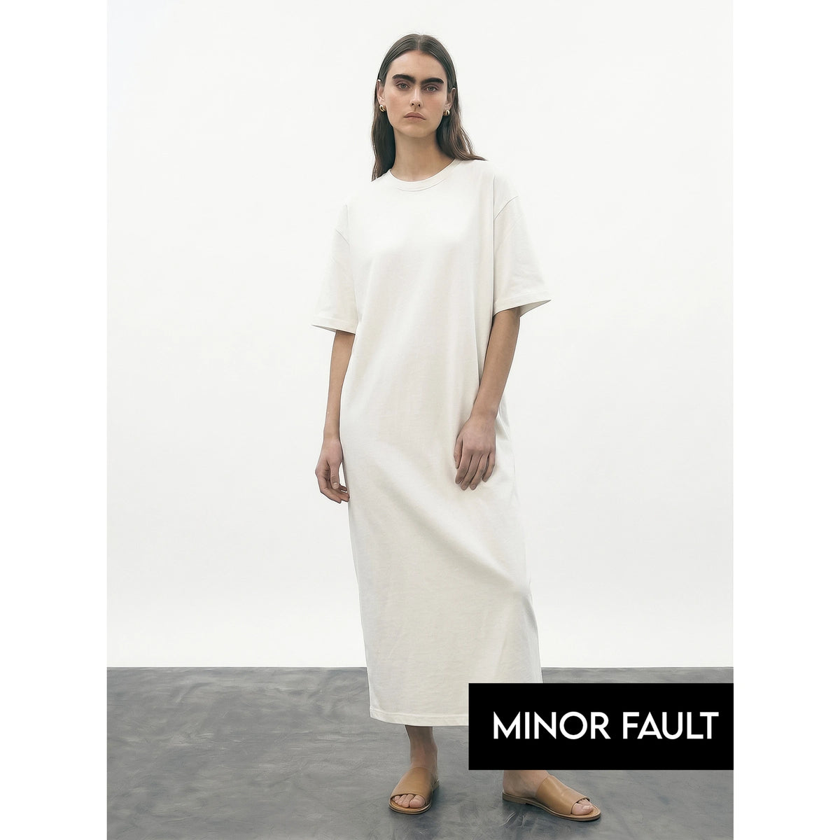 (Minor Fault) Off-White Oversized Maxi Dress | Montivo Pakistan