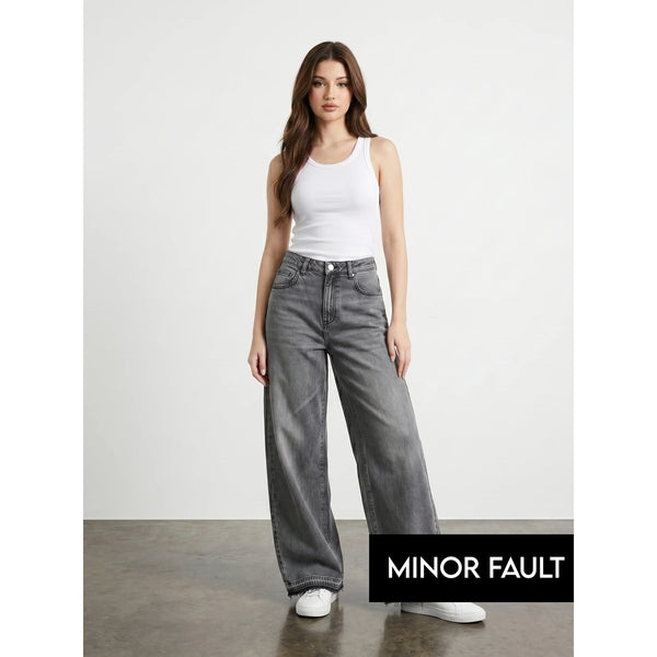 (Minor Fault) Grey Frayed Hem Wide Leg Jeans | Montivo Pakistan