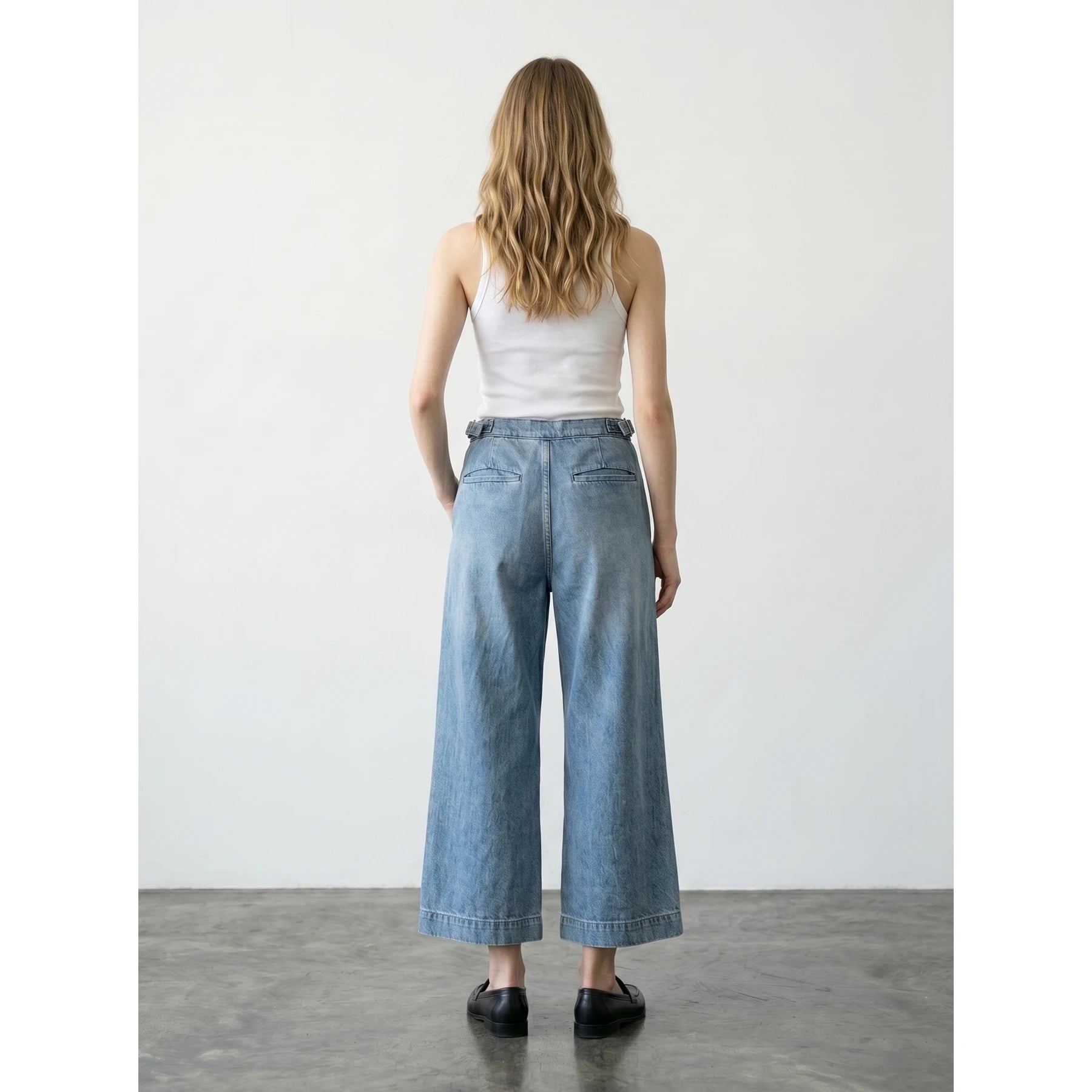 Vintage Blue Pleated Wide Leg Jeans | Montivo Pakistan