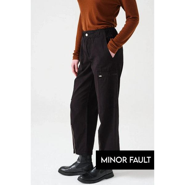 (Minor Fault) Denim Relaxed Black Cargo Pants | Montivo Pakistan