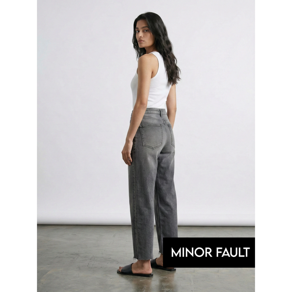 (Minor Fault) Grey Front Seam Relaxed Jeans | Montivo Pakistan