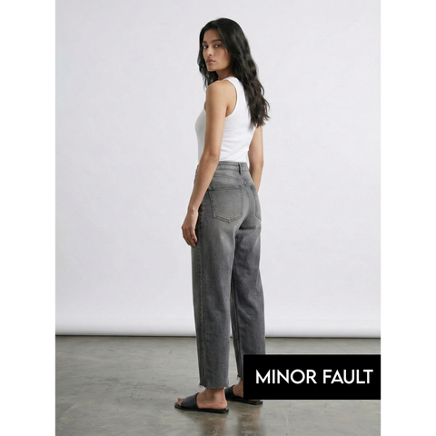 (Minor Fault) Grey Front Seam Relaxed Jeans | Montivo Pakistan