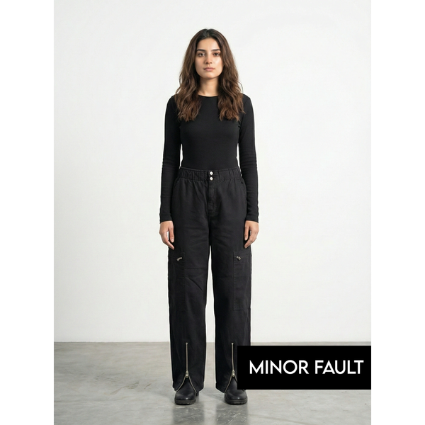 (Minor Fault) Black Barrel Denim Trousers | Montivo Pakistan