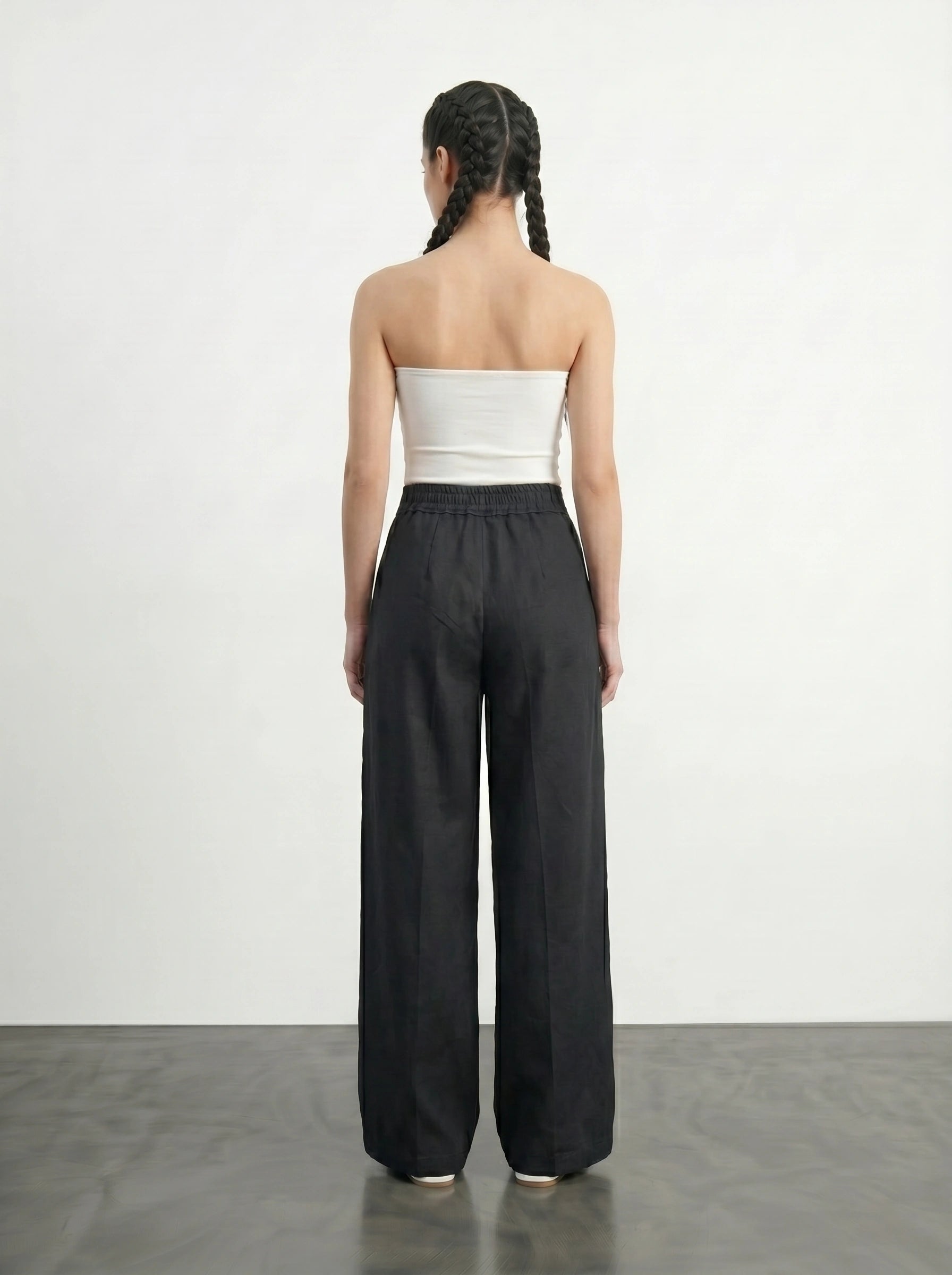 Black Textured Wide Leg Pleated Pants | Montivo Pakistan