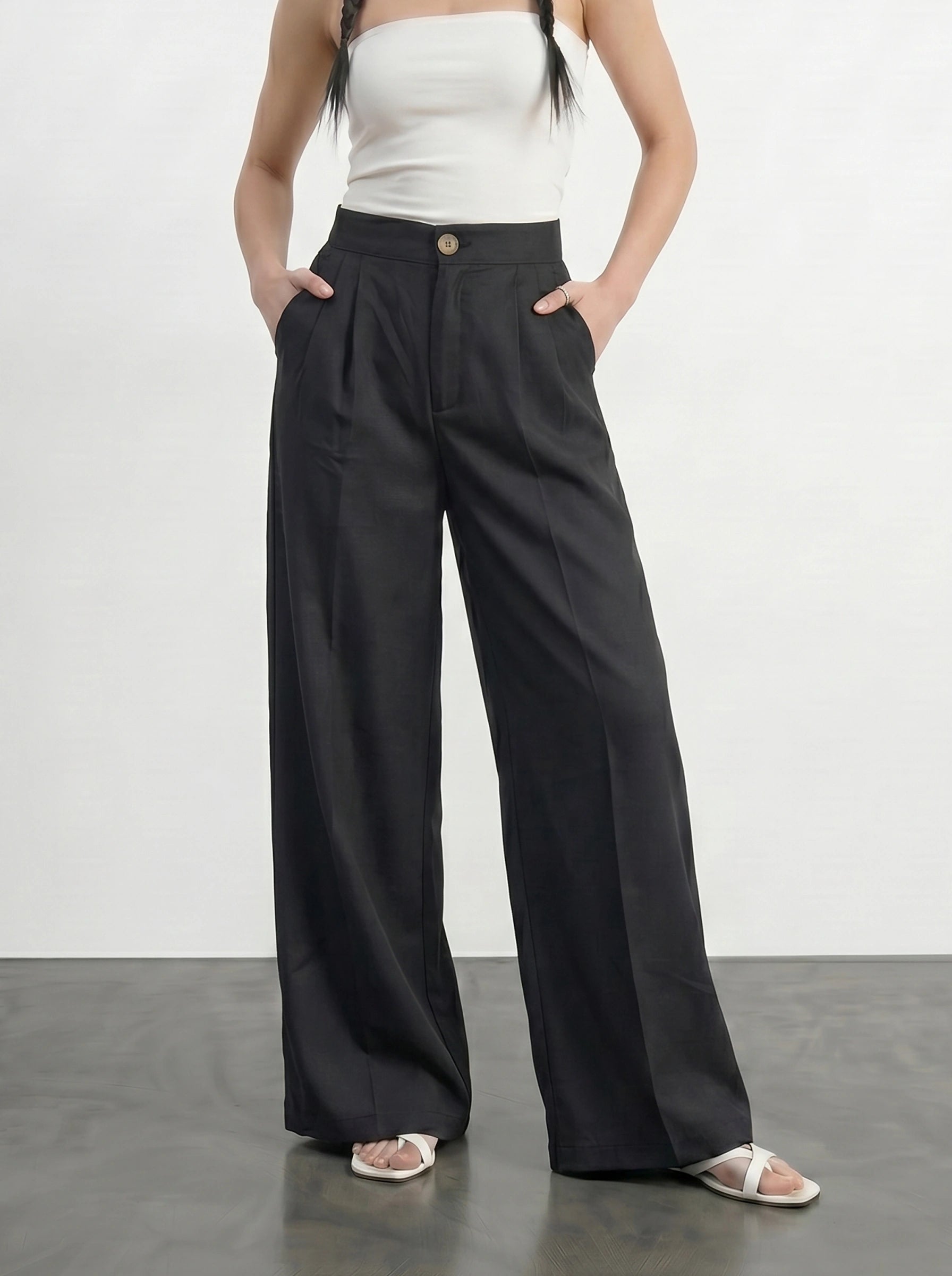 Black Textured Wide Leg Pleated Pants | Montivo Pakistan