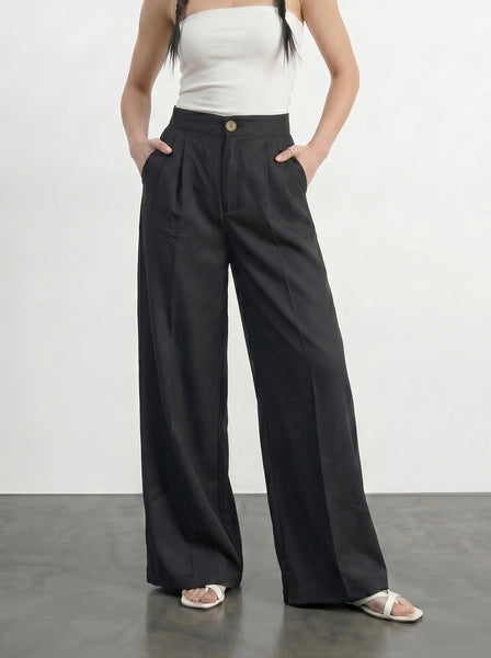 Black Textured Wide Leg Pleated Pants | Montivo Pakistan