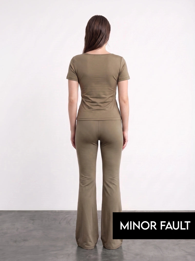 (Minor Fault) Brown Boat Neck Fitted Tshirt | Montivo Pakistan