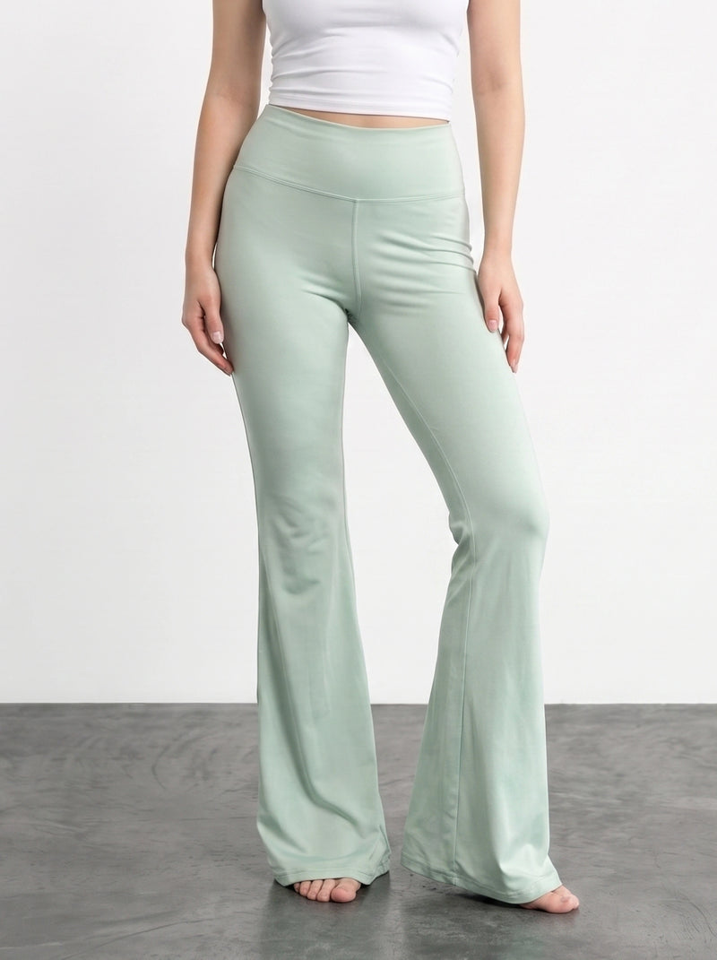 Pista Flared Yoga Pants | Montivo Pakistan