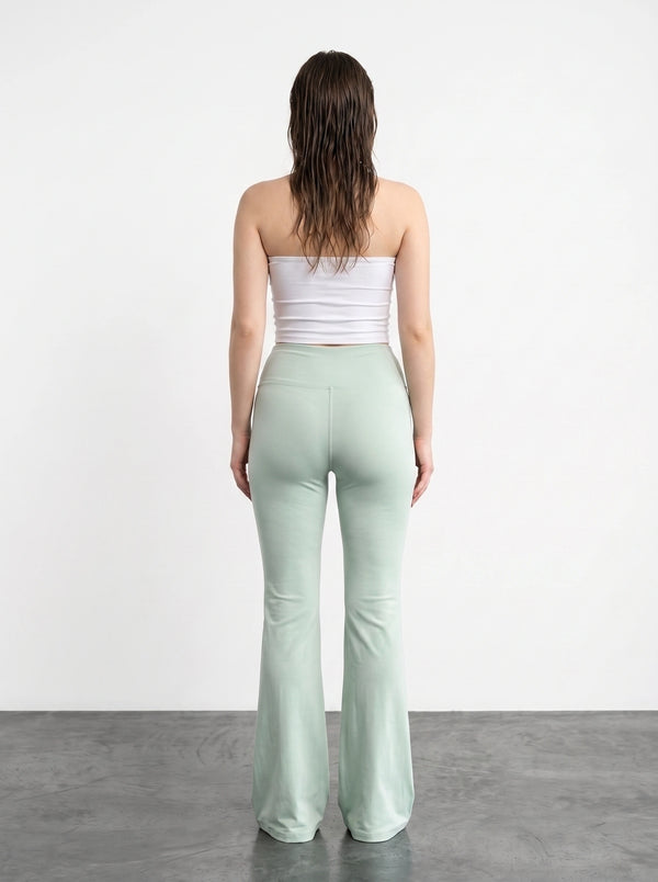 Pista Flared Yoga Pants | Montivo Pakistan
