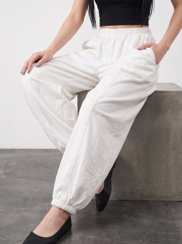 Off-White Seamed Balloon Trousers | Montivo Pakistan