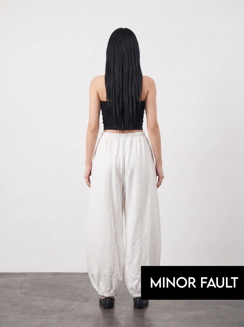 (Minor Fault) Off-White Seamed Balloon Trousers | Montivo Pakistan